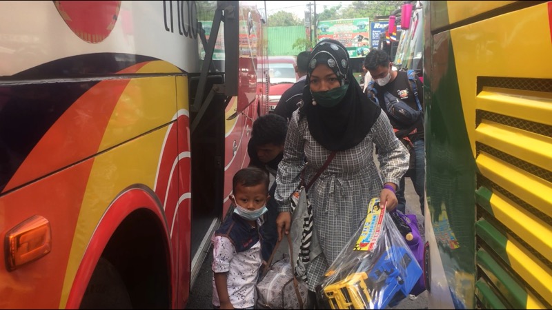 Bus Legenda Gumarang Jaya Terus Jaring Penumpang Setiap Hari Di