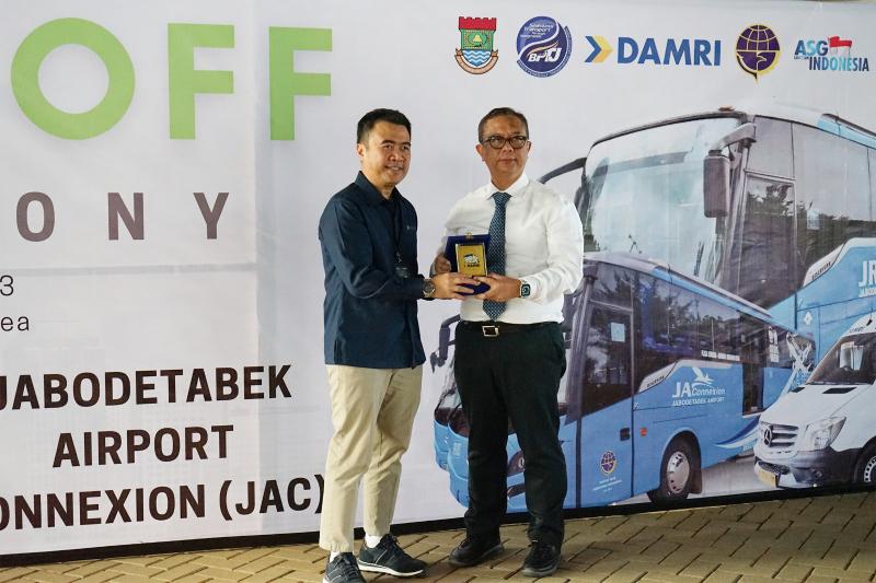 Capaian Setelah Merger DAMRI Bersama PIK 2 Flag Off Bus JR Connexion