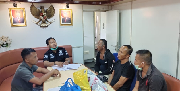 Penyidikan terhadap nahkoda kapal asing pencuri ikan oleh Direktorat Jenderal Pengawasan Sumber Daya Kelautan dan Perikanan (PSDKP)-KKP.