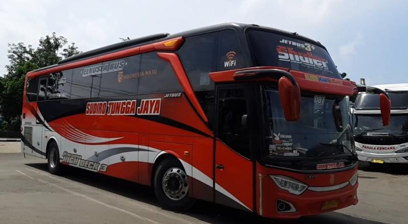 Ini Kelengkapan Seragam Pilot Bus Sudiro Tungga Jaya