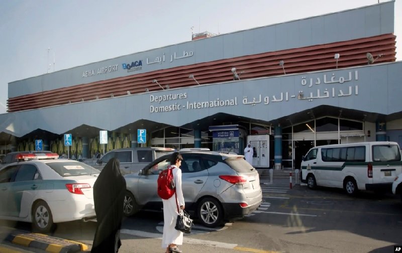 Bandara Abha di Arab Saudi.