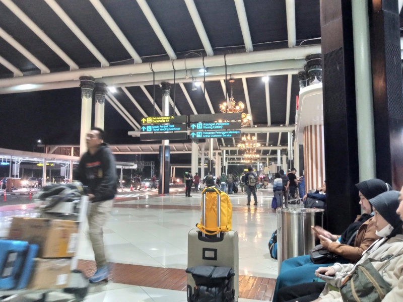 Jelang Subuh, Penumpang Sudah Ramai Di Terminal 1A Bandara Soekarno-Hatta