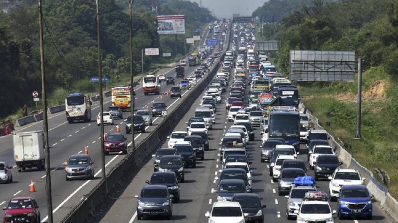 Ini Penyebab Tol Tangerang Arah Jakarta Sempat Tersendat Sampai 1 KM