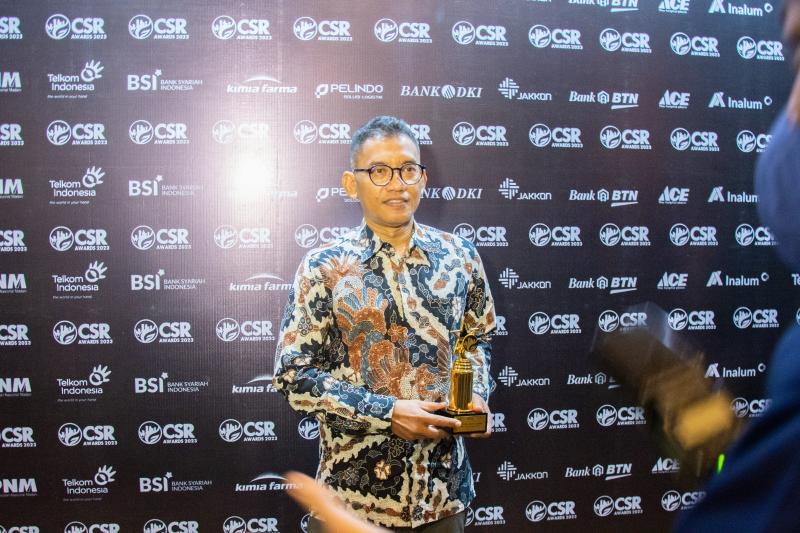 Subholding Pelindo Solusi Logistik Raih Penghargaan CSR Award 2023