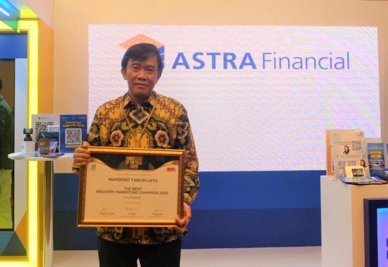 Tutup Akhir Tahun 2023, FIFGROUP Raih The Best Industry Marketing ...