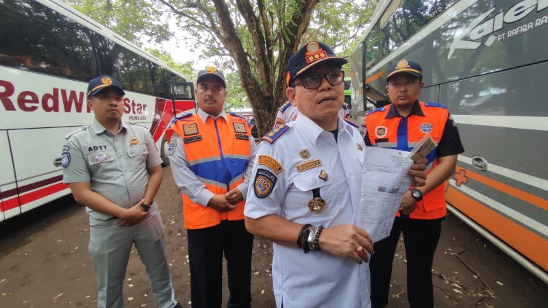 Kepala BPTD Banten di sela ramp check di Pantaii Batu Saung, Serang