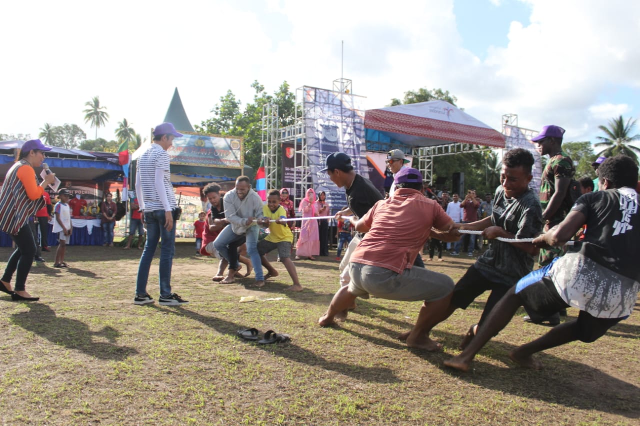  Permainan  Tradisional  Festival Crossborder Sota Bawa 