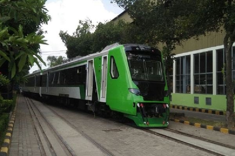 20 Desember 2019 Kereta Api Bandara Adi Soemarmo - Stasiun ...